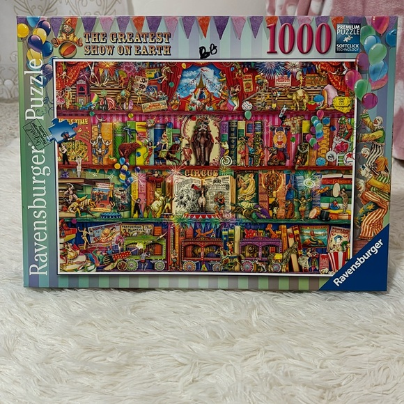 Ravensburger Other - Used 1000 pc 🧩”The Greatest Show On Earth” puzzle